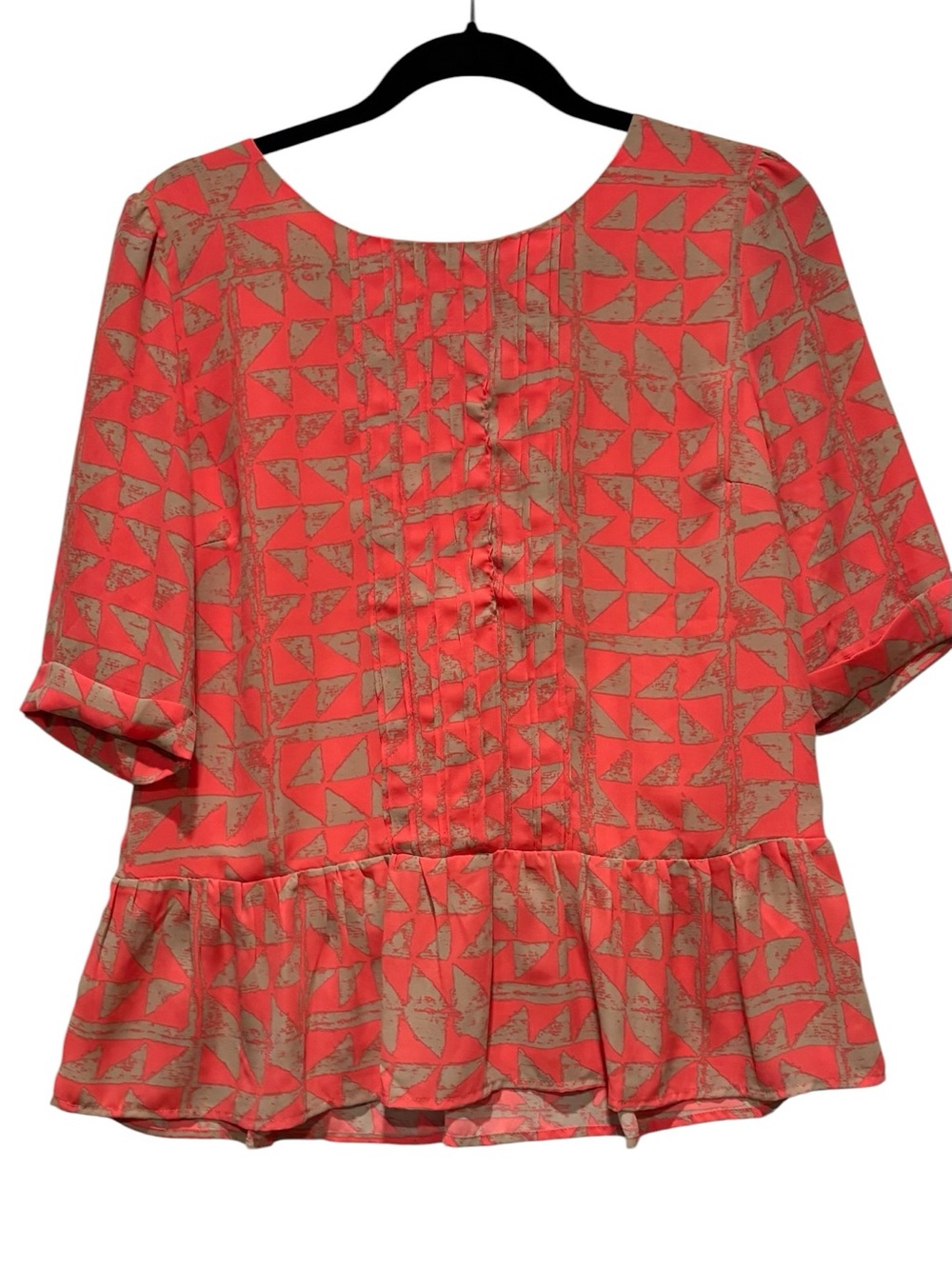 Sunday in Brooklyn - Anthropologie - Peplum Blouse. Size Medium. Coral and tan